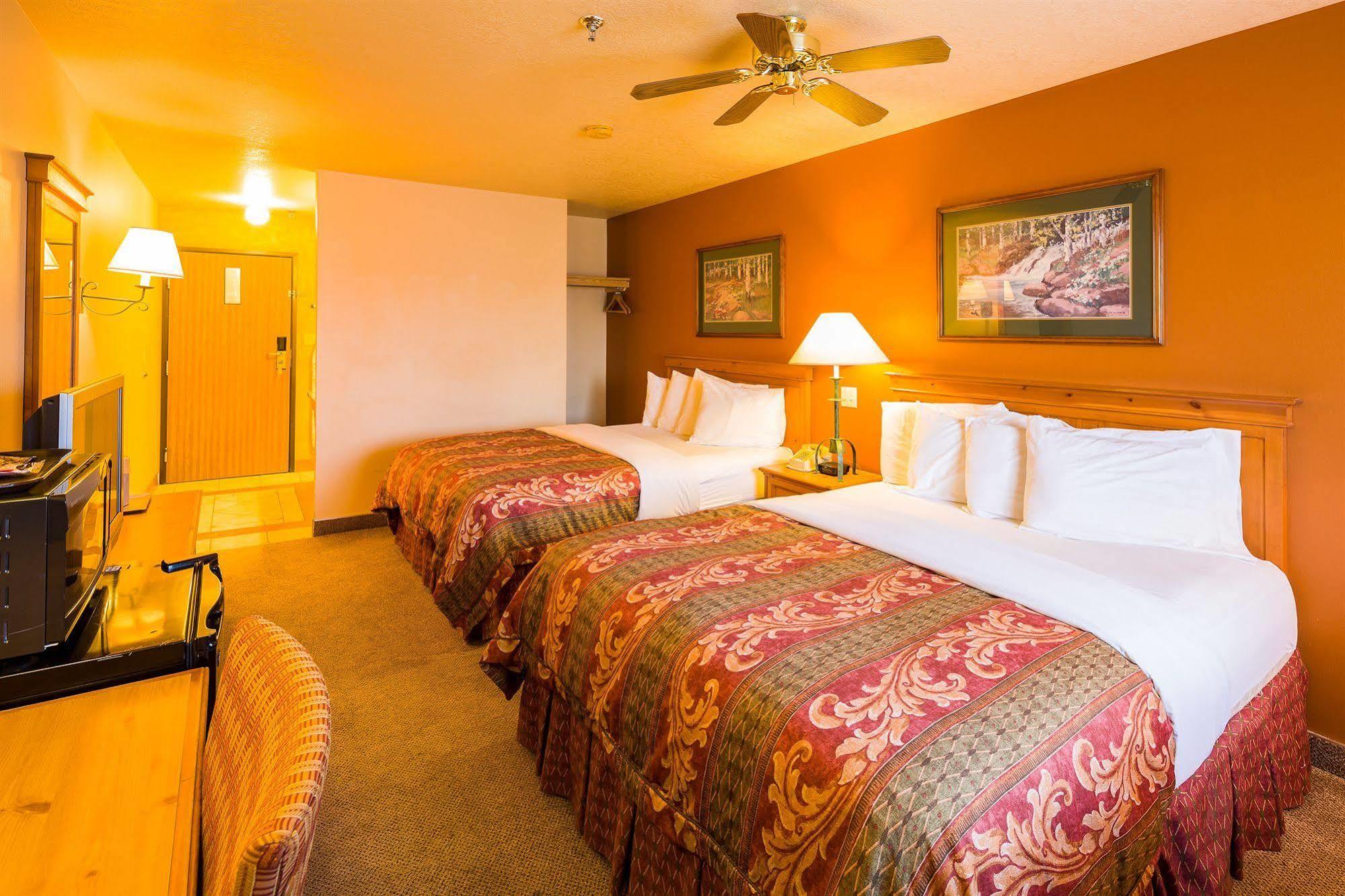 Alpine Inn & Suites Gunnison Dış mekan fotoğraf