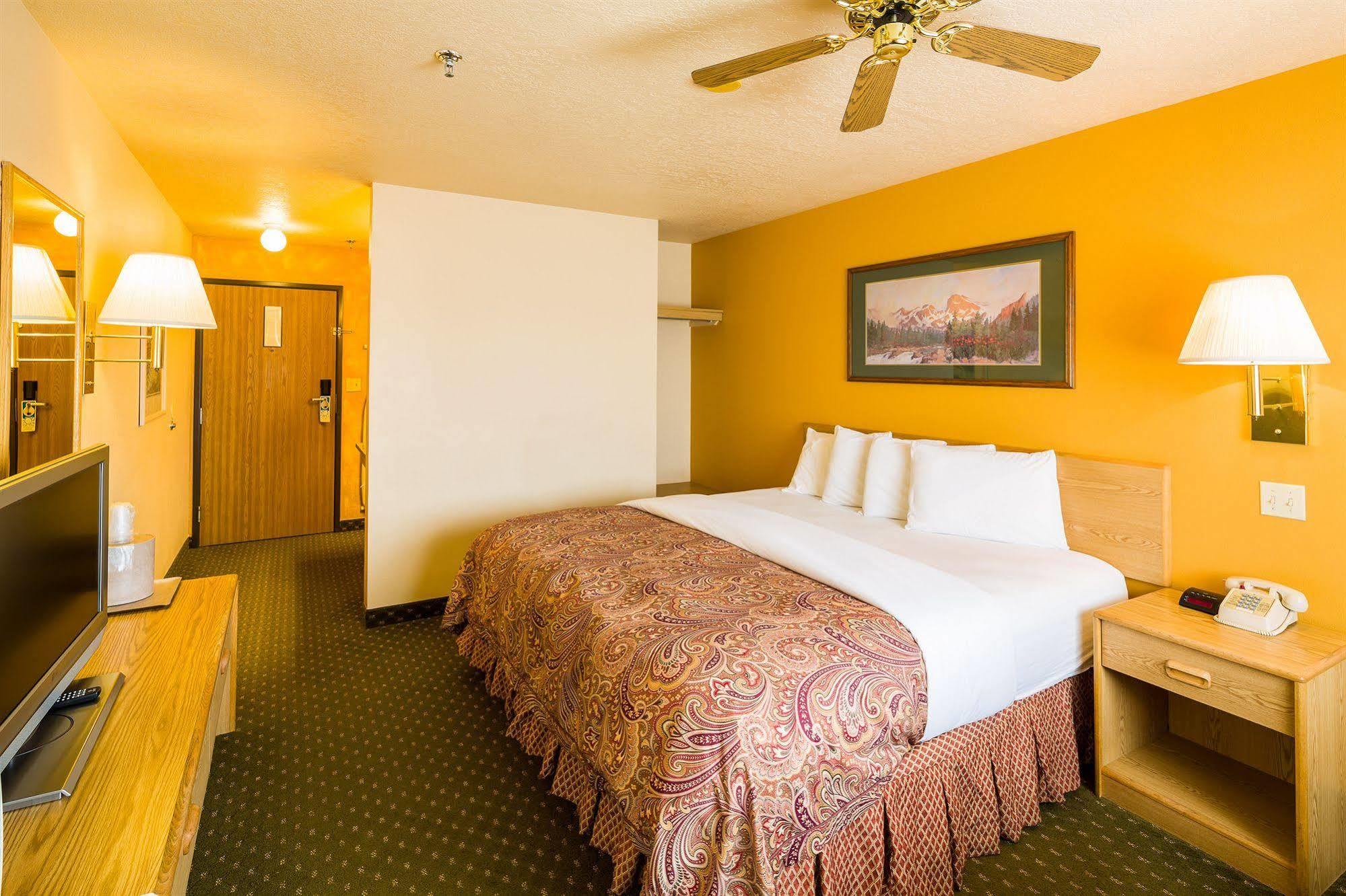 Alpine Inn & Suites Gunnison Dış mekan fotoğraf